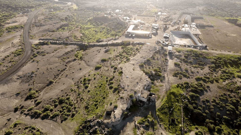 Empty land planned for Tenerife Horse Rescue expansion
